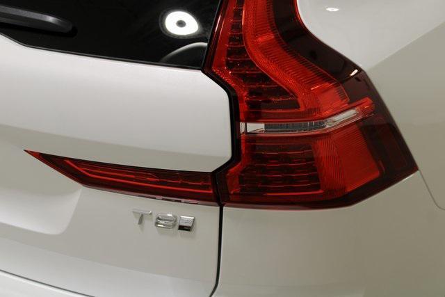 new 2025 Volvo XC60 Plug-In Hybrid car, priced at $66,650