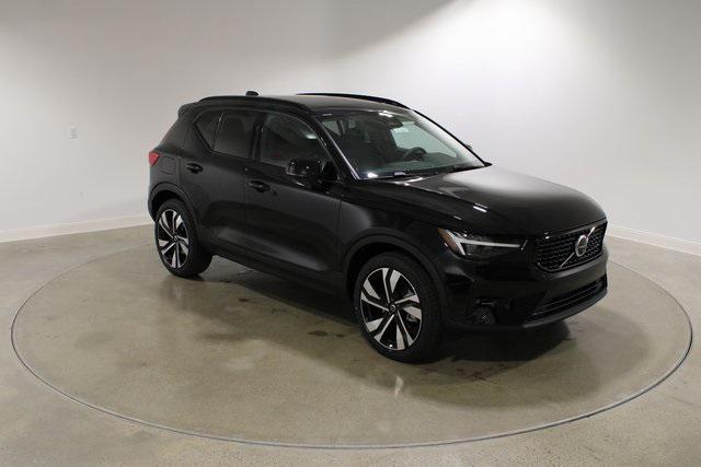 new 2025 Volvo XC40 car, priced at $49,790