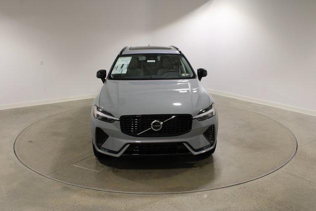 new 2025 Volvo XC60 car, priced at $55,335