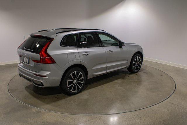 new 2025 Volvo XC60 car