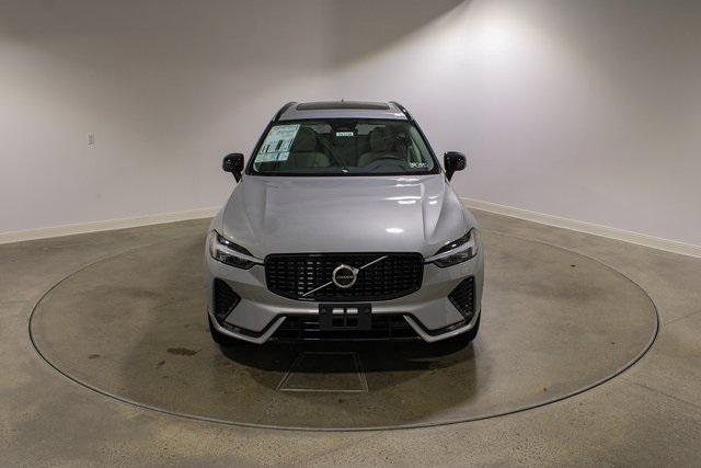 new 2025 Volvo XC60 car