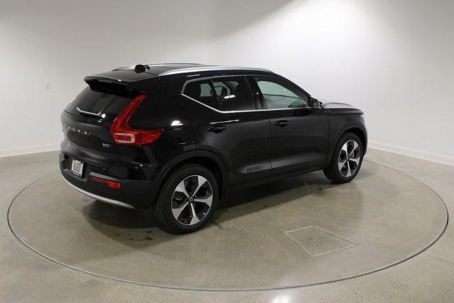 new 2025 Volvo XC40 car, priced at $48,315