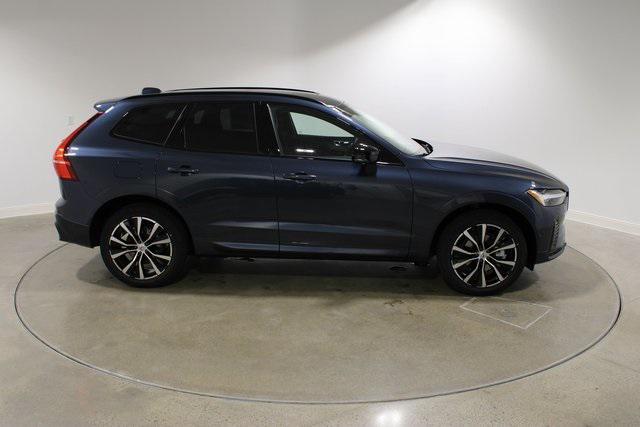 new 2025 Volvo XC60 car, priced at $54,950