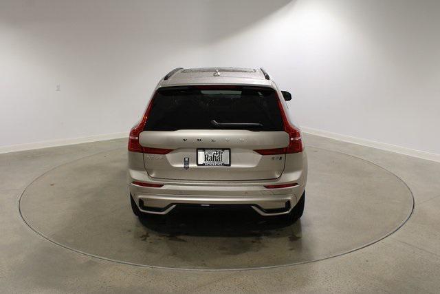 new 2025 Volvo XC60 car, priced at $55,750