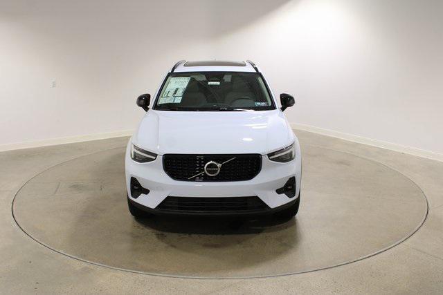 new 2025 Volvo XC40 car, priced at $51,550