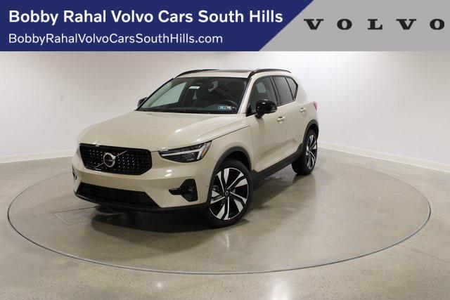 new 2025 Volvo XC40 car, priced at $51,040