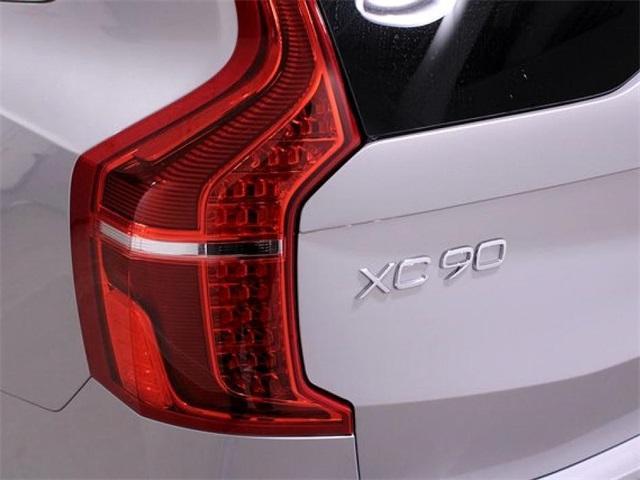 new 2024 Volvo XC90 car, priced at $67,970