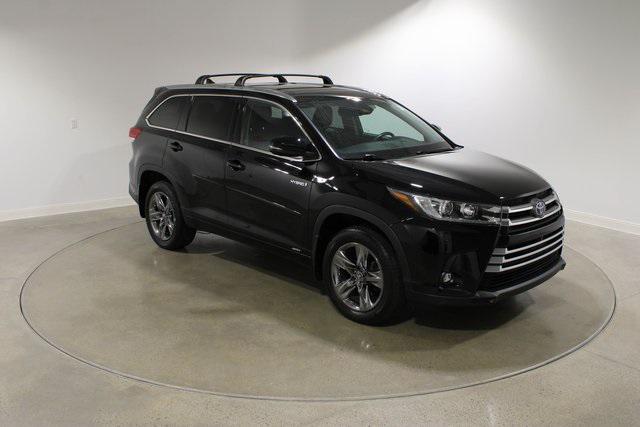 used 2019 Toyota Highlander Hybrid car, priced at $31,593