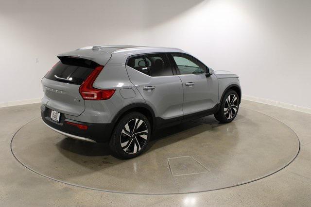 new 2025 Volvo XC40 car, priced at $49,790