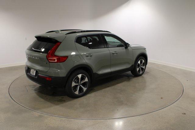 new 2025 Volvo XC40 car, priced at $47,145