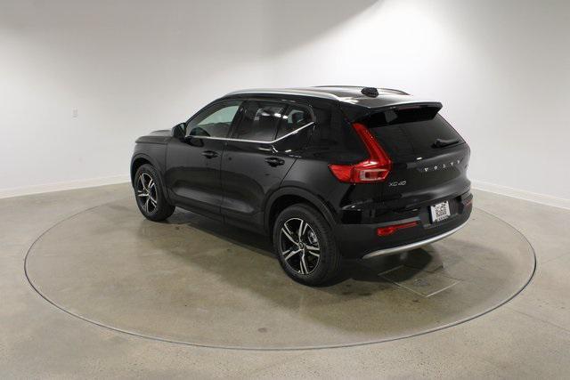 new 2025 Volvo XC40 car, priced at $43,350