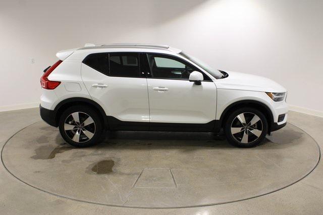 used 2022 Volvo XC40 car, priced at $30,498