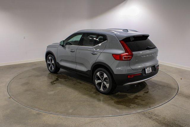 new 2025 Volvo XC40 car, priced at $46,015