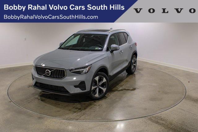 new 2025 Volvo XC40 car, priced at $46,015