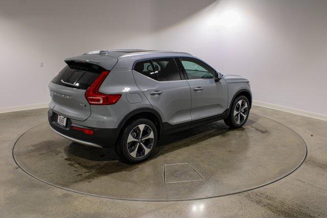 new 2025 Volvo XC40 car, priced at $46,015