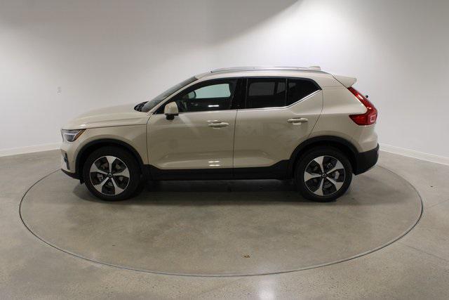 new 2025 Volvo XC40 car, priced at $48,100