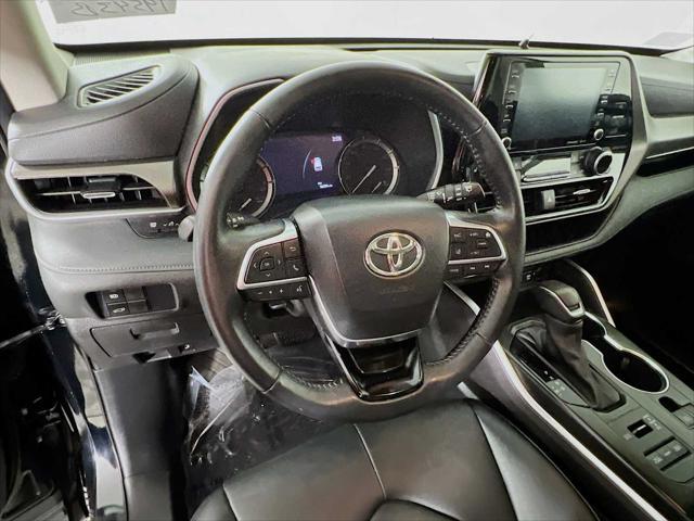 used 2021 Toyota Highlander car, priced at $34,991