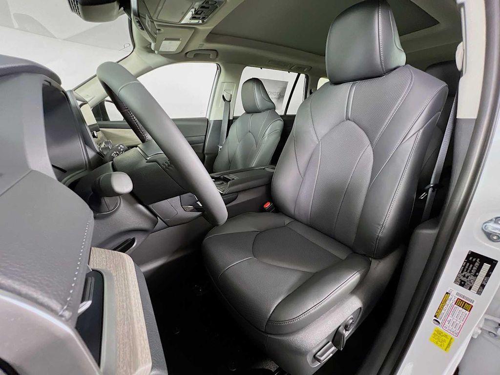 new 2026 Toyota Grand Highlander car, priced at $54,433