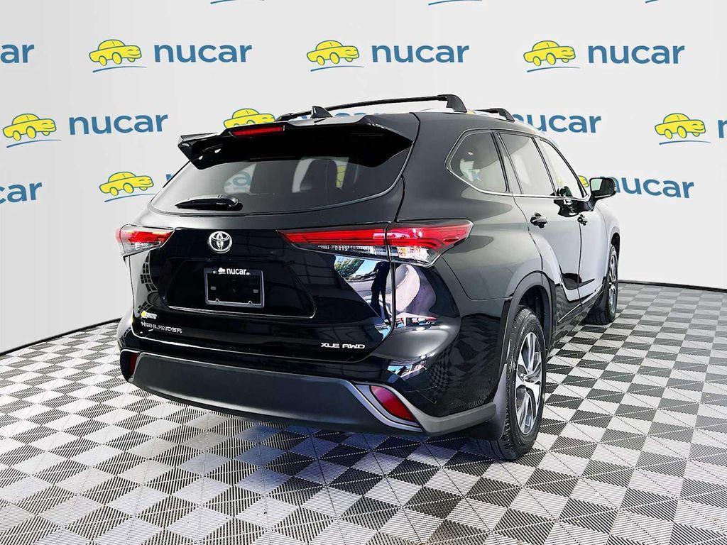 used 2022 Toyota Highlander car, priced at $37,991