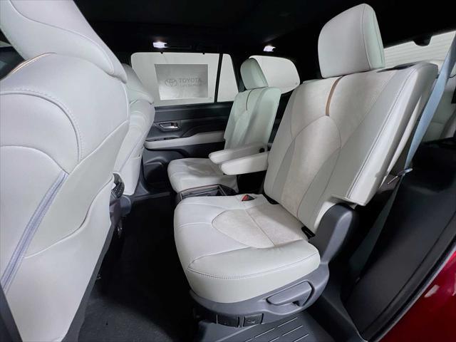 new 2025 Toyota Grand Highlander Hybrid car, priced at $63,646
