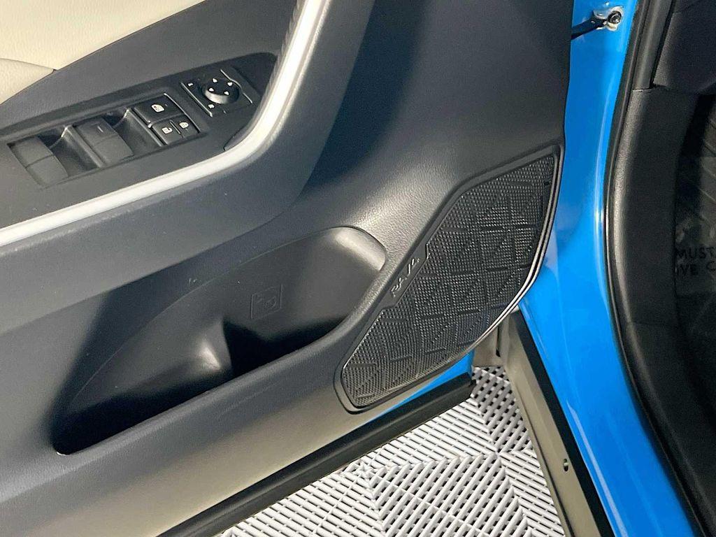 used 2020 Toyota RAV4 car, priced at $24,991