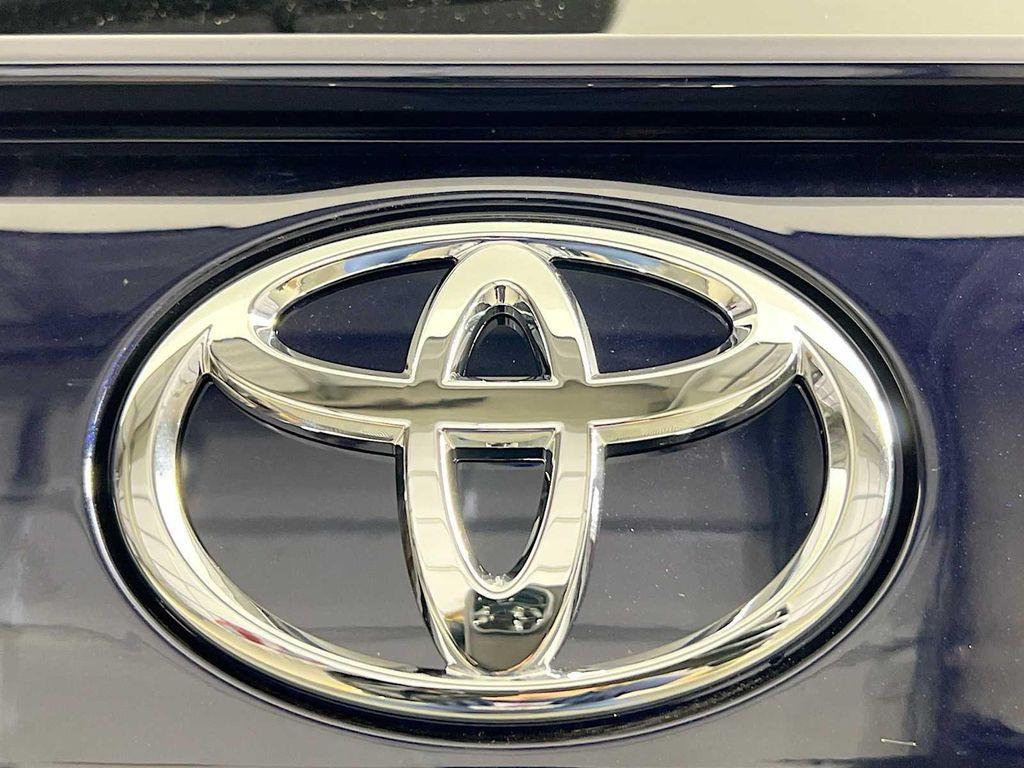 new 2025 Toyota RAV4 car, priced at $40,334