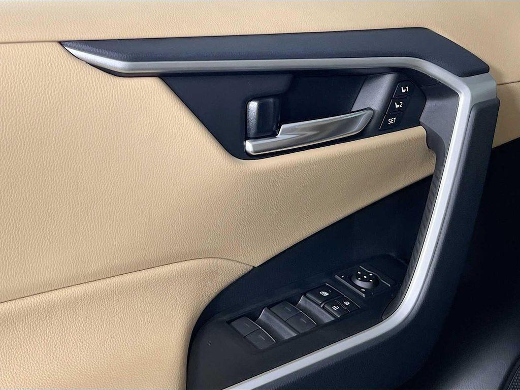 new 2025 Toyota RAV4 car, priced at $40,334