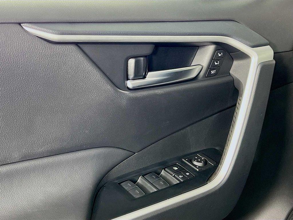 new 2025 Toyota RAV4 car, priced at $40,034