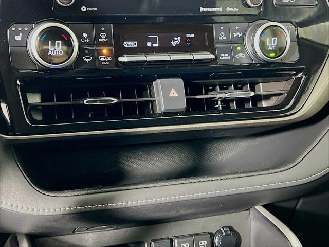 used 2021 Toyota Highlander car, priced at $34,491