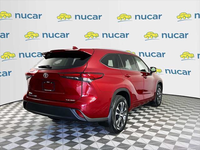 used 2021 Toyota Highlander car, priced at $34,491