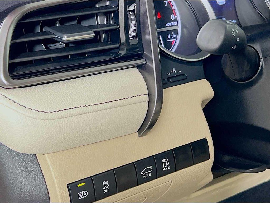 used 2023 Toyota Camry car, priced at $25,891