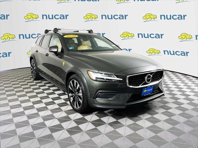 used 2020 Volvo V60 Cross Country car, priced at $26,991