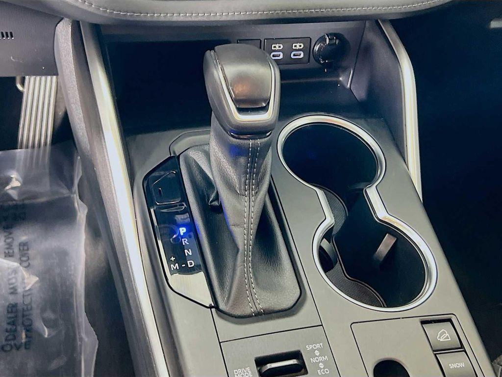 used 2023 Toyota Highlander car, priced at $29,991