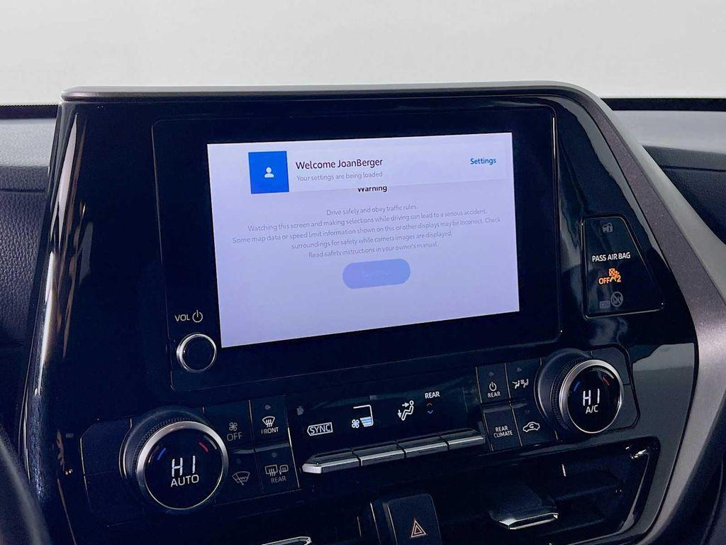 used 2023 Toyota Highlander car, priced at $29,991