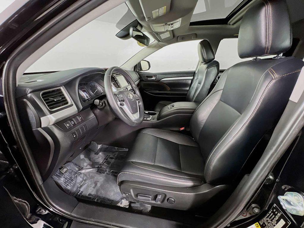 used 2019 Toyota Highlander car, priced at $28,070