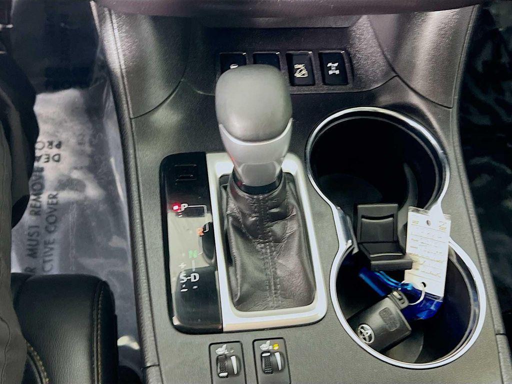 used 2019 Toyota Highlander car, priced at $28,070
