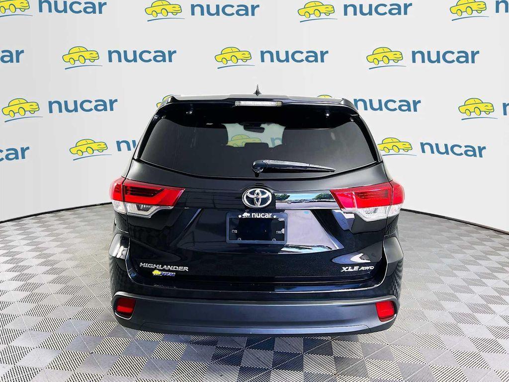 used 2019 Toyota Highlander car, priced at $28,070