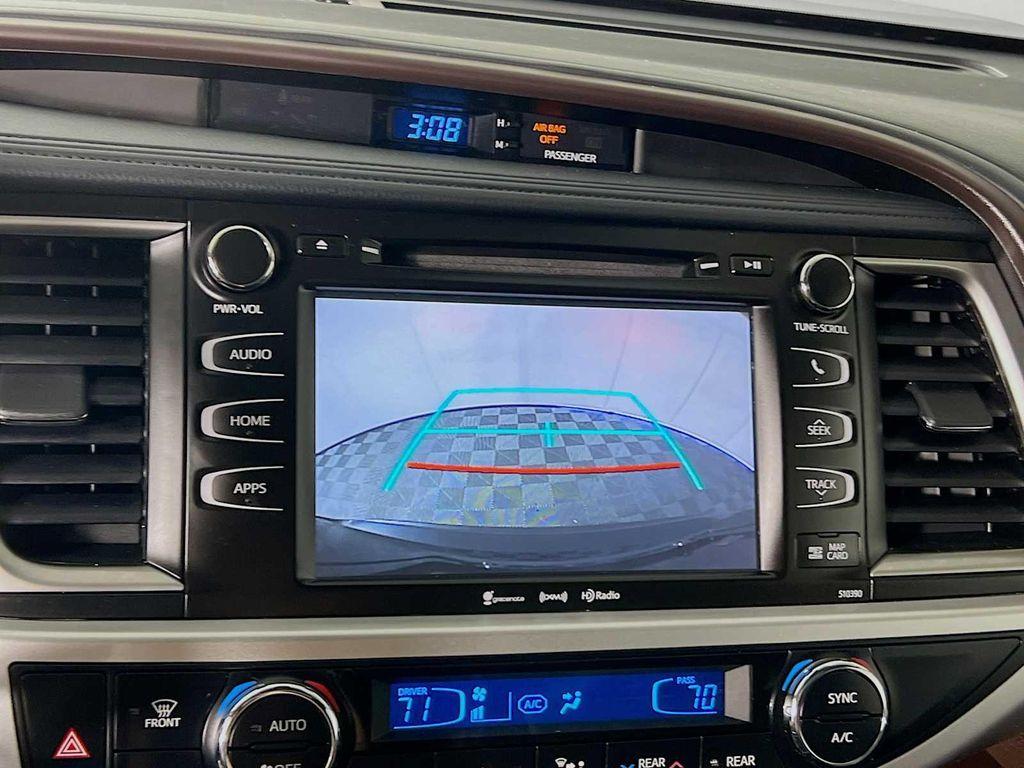 used 2019 Toyota Highlander car, priced at $28,070