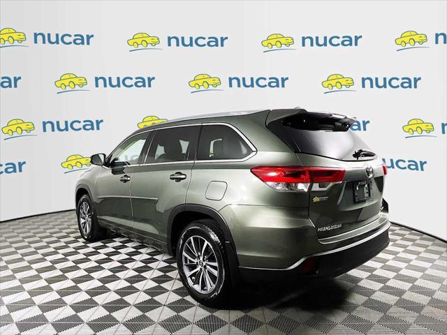 used 2018 Toyota Highlander car, priced at $28,991