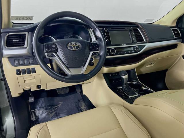 used 2018 Toyota Highlander car, priced at $28,991