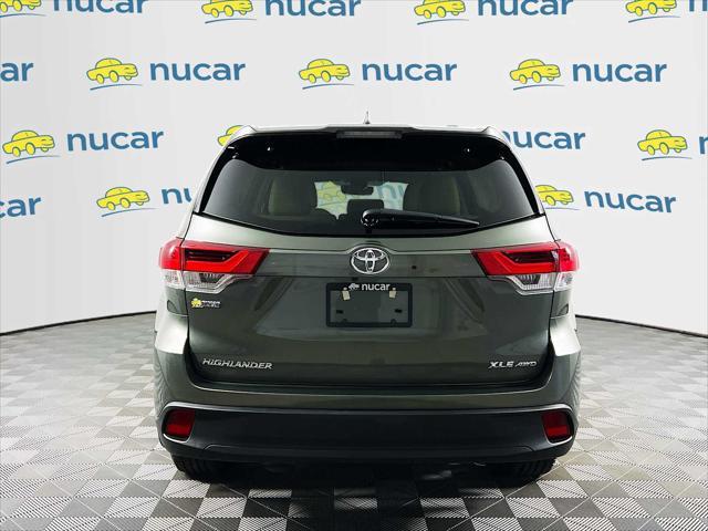 used 2018 Toyota Highlander car, priced at $28,991