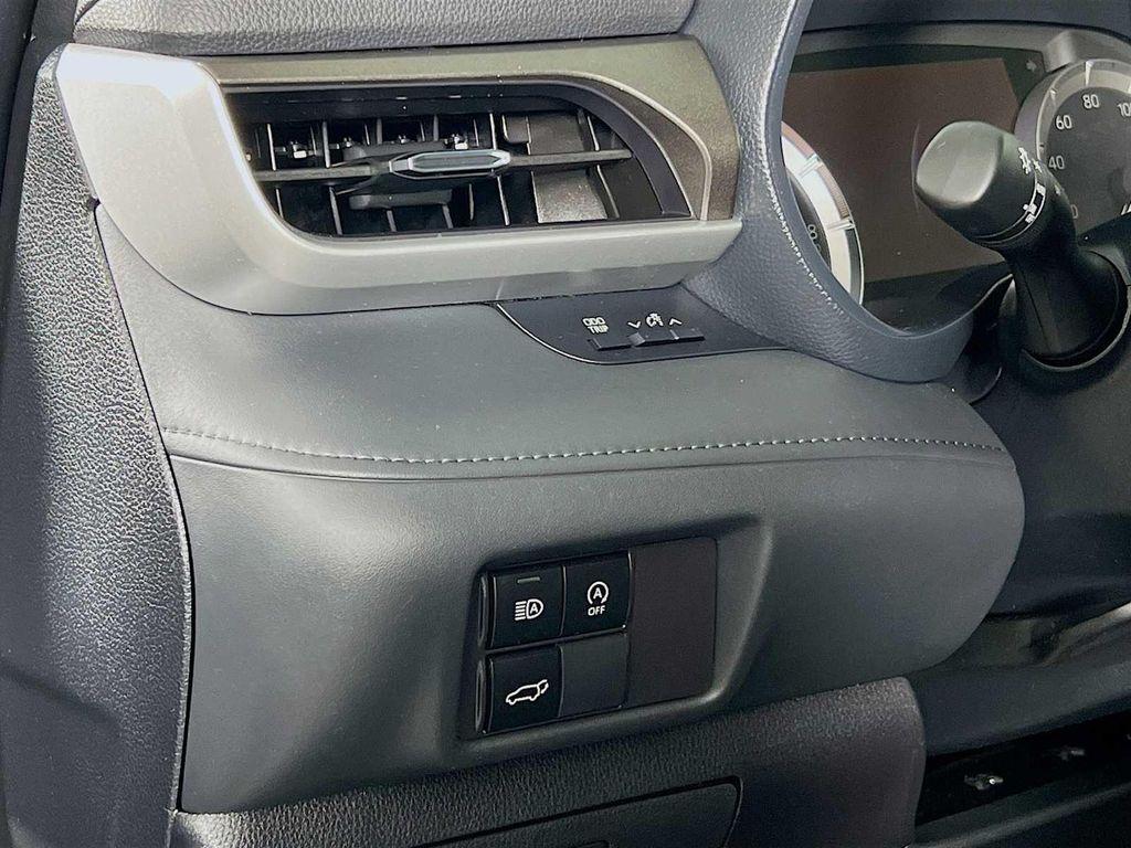 used 2023 Toyota Highlander car, priced at $33,991
