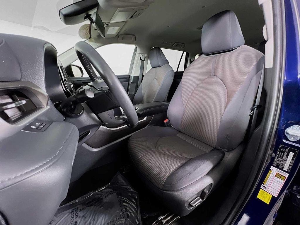 used 2023 Toyota Highlander car, priced at $33,991