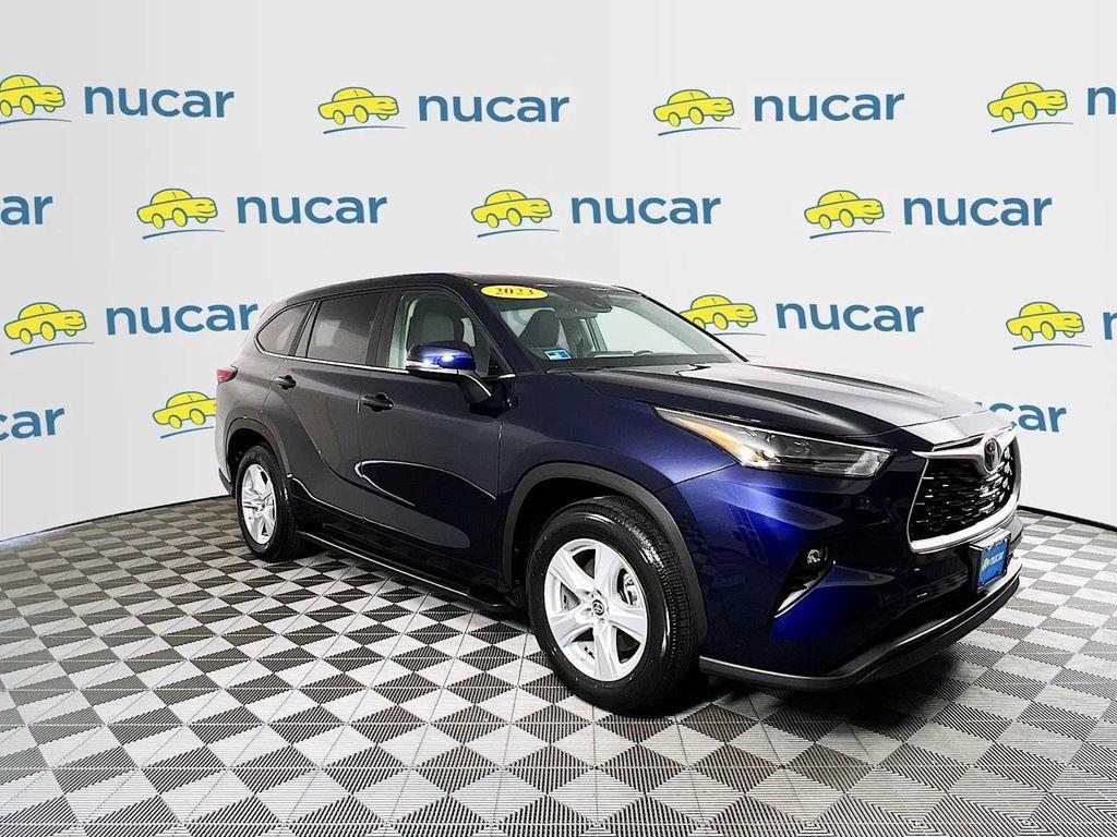 used 2023 Toyota Highlander car, priced at $33,991