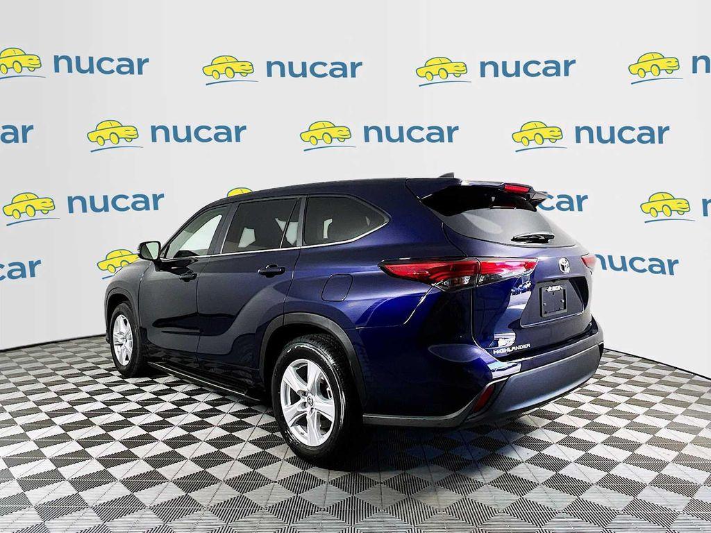 used 2023 Toyota Highlander car, priced at $33,991