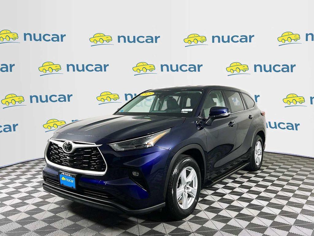 used 2023 Toyota Highlander car, priced at $33,991