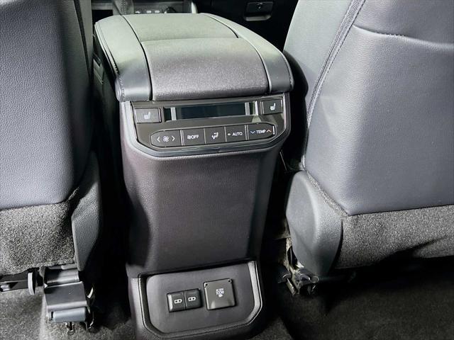 new 2025 Toyota Highlander car, priced at $52,813