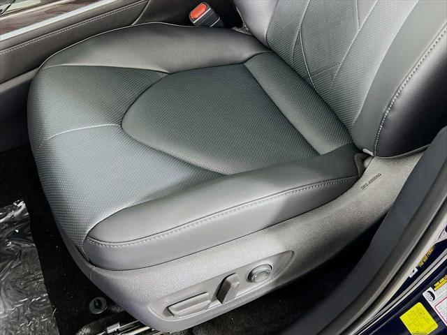 new 2025 Toyota Highlander car, priced at $52,813