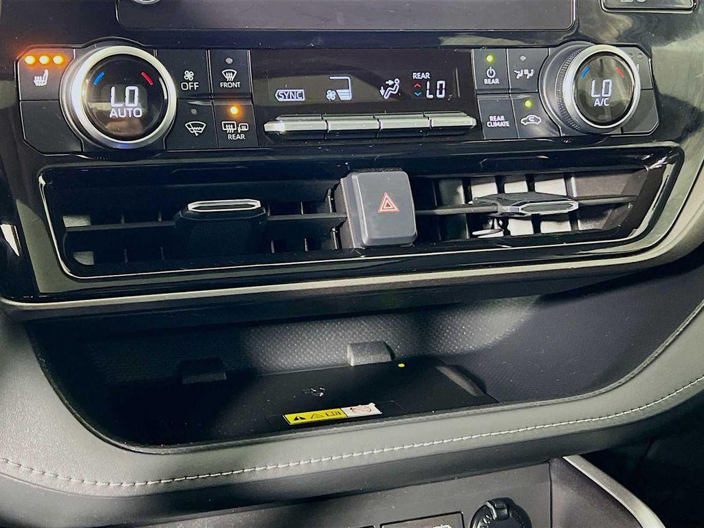 used 2023 Toyota Highlander car, priced at $38,291