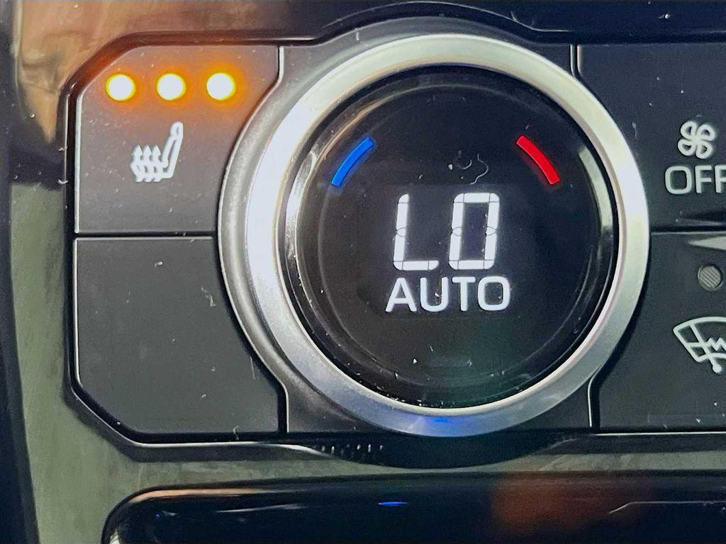 used 2023 Toyota Highlander car, priced at $38,291